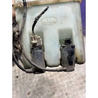 Насос (моторчик) омывателя стекла Kia Shuma 1 1999