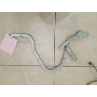 Петля крышки багажника Mitsubishi Lancer CK 1996-2003 2000 MR208881