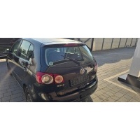 Крышка багажника багажника volkswagen гольф 5 плюс 2003 - 2009 цвет lc9z
