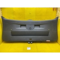 Обшивка двери багажника Volkswagen Touareg NF 2011 7P6867601, 7P686760182V