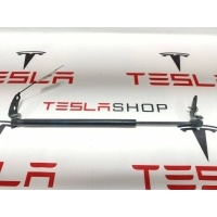 Амортизатор капота Tesla Model S 2019 1062634-00-A