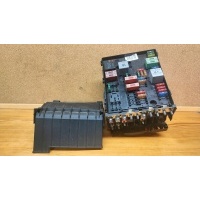 Блок предохранителей 1k0937124q audi seat skoda