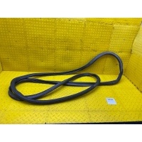 Уплотнитель крышки багажника Volkswagen Touareg NF 2011 7P6827705A
