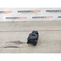 Блок управления зеркалами HYUNDAI Santa Fe 2016 935732W200