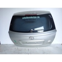 Крышка багажника задняя задняя багажника toyota avensis t25 универсал 04 год z73