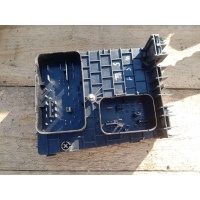 Блок предохранителей Volkswagen Golf 5 2004 1K0937124K