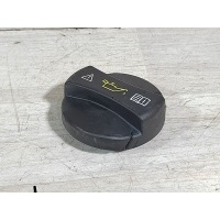 Крышка маслозаливной горловины Mercedes-Benz A0000101485