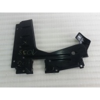 Audi q3 крышка шасси правый 8u0825216b