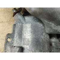 Помпа mercedes c W205 2018 A2742001407