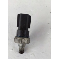 Датчик давления масляный джип компас patriot 2.4 b vvt 05033317ac