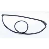 Уплотнитель двери Toyota RAV4 44 2018 6786142090