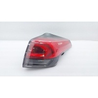 Фонарь Toyota RAV4 44 2018 8155142202, 81551-42200, 81551-42201