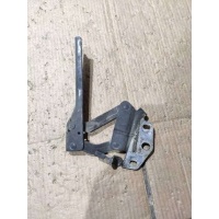 Петля капота правая Volkswagen Passat B6 2007 3c0823302e