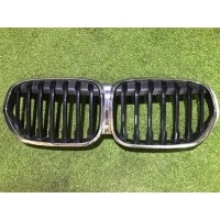решетка радиатора BMW X1 F48 51138493450