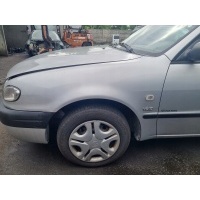 Toyota corolla e11 99 - 02 рестайлинг 2000 r . крыло левый передняя lp 199 eu