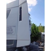Левый спойлер обтекатель iveco stralis евро 6
