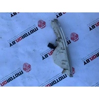 Поворотник правый Volkswagen Passat CC 2011 3C8953042