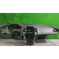 Панель передняя салона (торпедо) Opel Astra J 2012 13301067