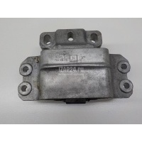 Опора КПП левая VAG A3 [8PA] Sportback (2004 - 2013) 1K0199555N
