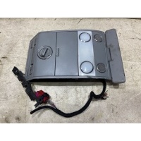 Плафон потолочный vw Touareg 7L6868349M
