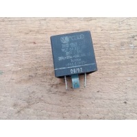 Реле поворотов Volkswagen Transporter T4 1996 1H0953227