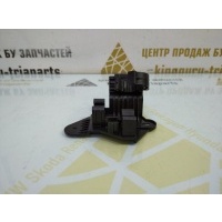 Кронштейн патрубка Volkswagen Polo 5 612 Рестайлинг 2015-2020 6C0820771