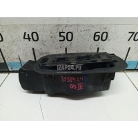 Ниша лючка бензобака Land Rover Discovery III (2004 - 2009) LR014044
