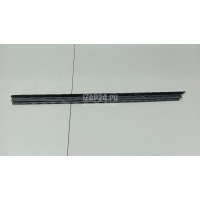 Уплотнитель стекла двери BMW 1-serie E87/E81 (2004 - 2011) 51347066610