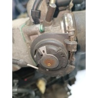 Заслонка дроссельная Volkswagen Golf 2000 037133064J