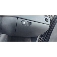 Бардачёк консоль правая volkswagen гольф v плюс 2003 - 2009