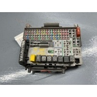 Блок предохранителей Opel Astra G 1998 24412497,24431677