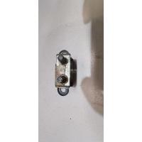 Петля двери багажника Toyota CorollaVerso (2001 - 2004) 6881005010
