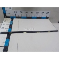 Накладка стекла переднего левого Hyundai-Kia Santa Fe (SM)/ Santa Fe Classic (2000 - 2012) 8221026000