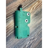 Volkswagen t5 t6 7e0827511a замок domykanie tylnej крышки багажника multivan caravelle затяжка