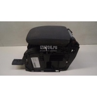 Подлокотник VAG Golf V (2003 - 2009) 1K5864251B
