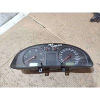 Щиток приборов (приборная панель) Volkswagen Passat B5 1998 3B0920802A