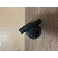 Клапан вентиляции картерных газов VW GOLF IV Hyundai 06A103465D 06A103465D