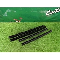 Внутренние бархотки стекол BMW 1 E87 2006 51337066603, 51337066604, 51347066609, 51347066610