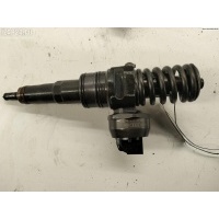 Форсунка топливная Volkswagen Passat B6 2005 038130073bk