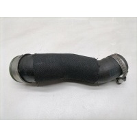 Патрубок интеркулера Volkswagen Touareg 2 NF 7P0145943