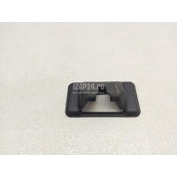 Кожух замка багажника Toyota RX 300/330/350/400h (2003 - 2009) 6932122020