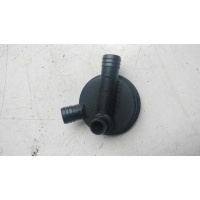 Маслоотделитель двигателя клапан audi 80 b4 2.0 abk 037129101k