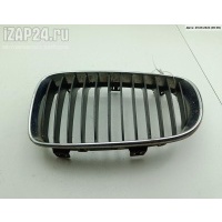 Решетка (заглушка) в бампер Перед. BMW 1 E81/E87 (2004-2012) 2009 51137166439