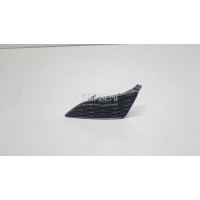 Решетка в бампер левая Toyota Corolla E15 (2006 - 2013) 8148212060