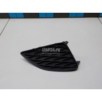Решетка в бампер правая Toyota Corolla E15 (2006 - 2013) 8148112080
