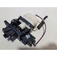 Замок крышки багажника багажника мерседес sl r230 w230 2307500085