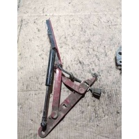 Петля крышки багажника Audi 80 B4 1994