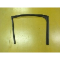 Уплотнитель стекло tyl citroen c4 gp ii 9677545980