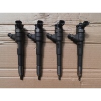 Форсунки renault 1.5 dci 2017r . 0445110485