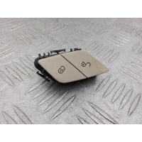 Кнопка салона Mercedes C-klasse (W205)Рестайлинг 2018 - 2021 2019 2059055251,